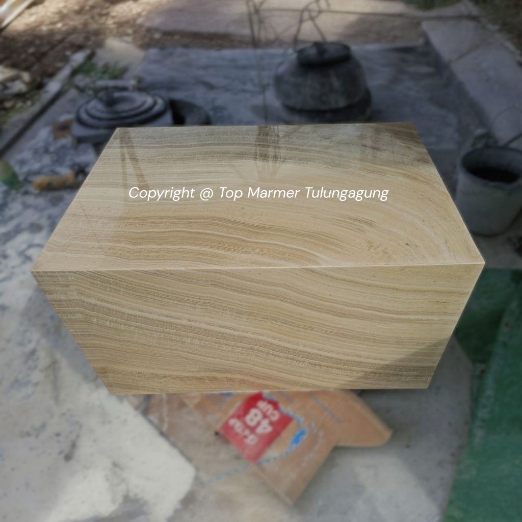 Meja Tamu Marmer Onyx | Meja Minimalis Marmer Onyx | Meja Santai Bahan Marmer Onyx | Meja Ruang Tamu