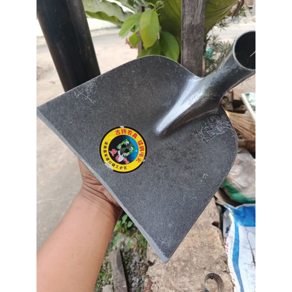 CANGKUL CARBON IMPORT BAJA BERKUALITAS TINGGI