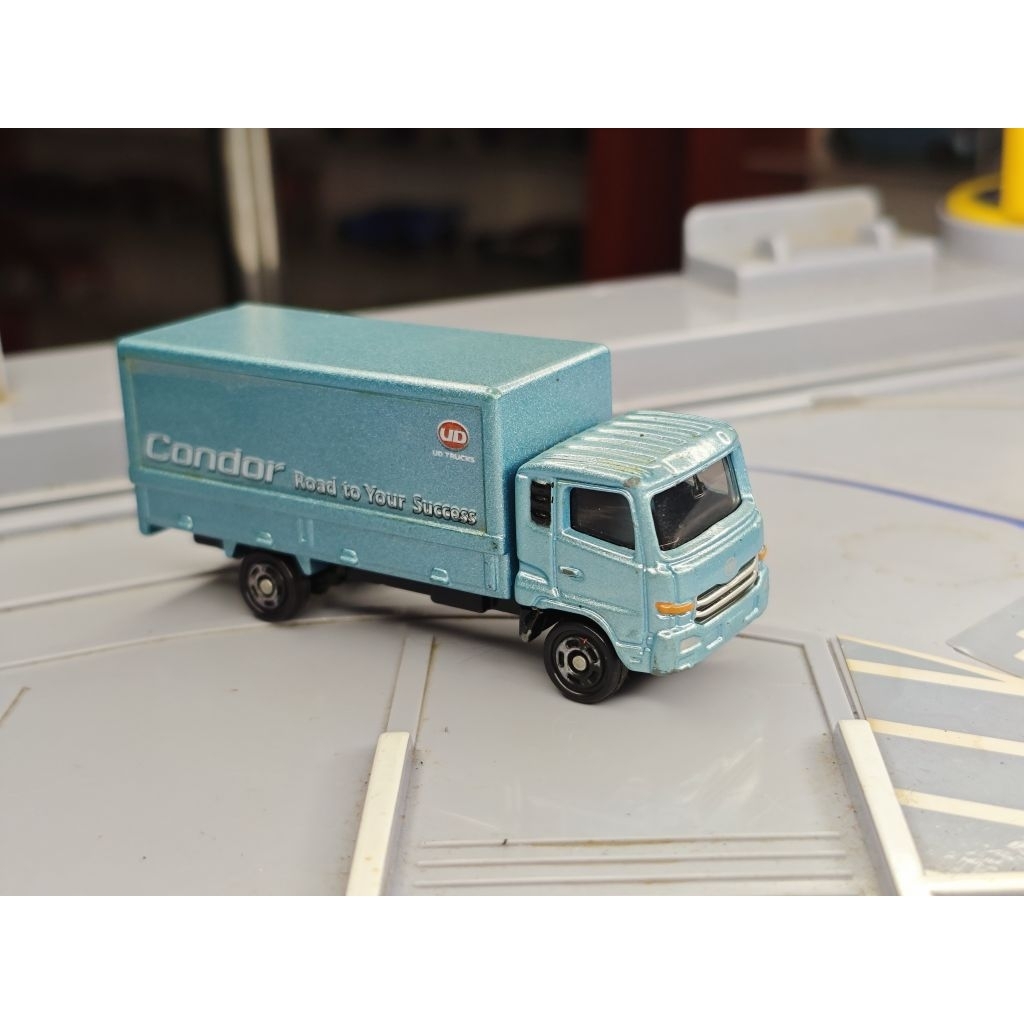 Tomica UD Trucks Condor No 31