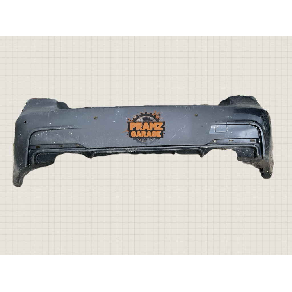 Bumper bemper belakang BMW F30 2016