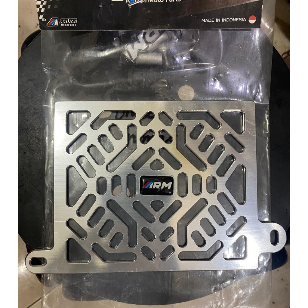 COVER TUTUP RADIATOR ARM CHROME NMAX OLD NMAX NEW NMAX NEO S