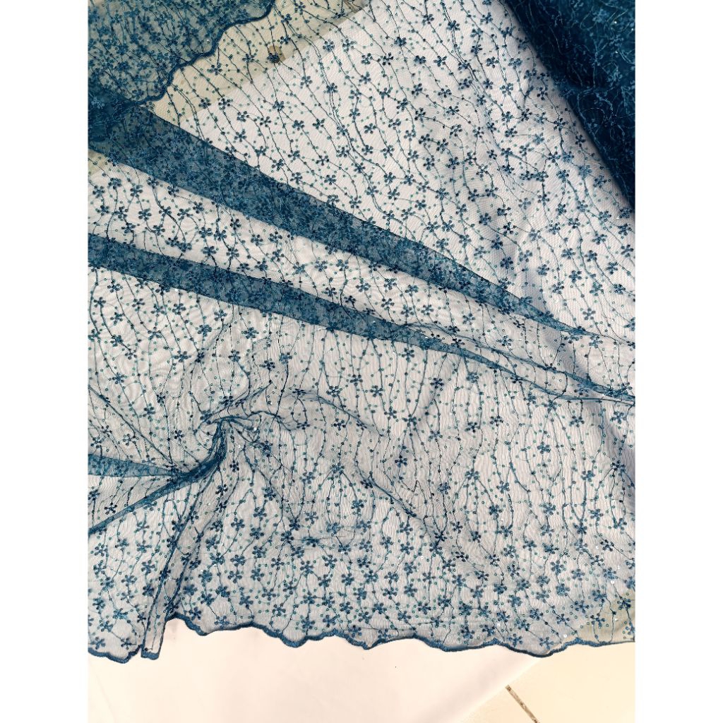 Bahan kain tile akar bordir , tile bordir Payet , bahan kebaya , bahan meteran