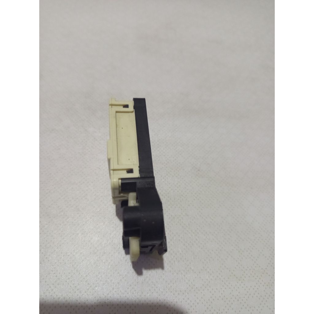 swit Dorlok mesin cuci modena wf730