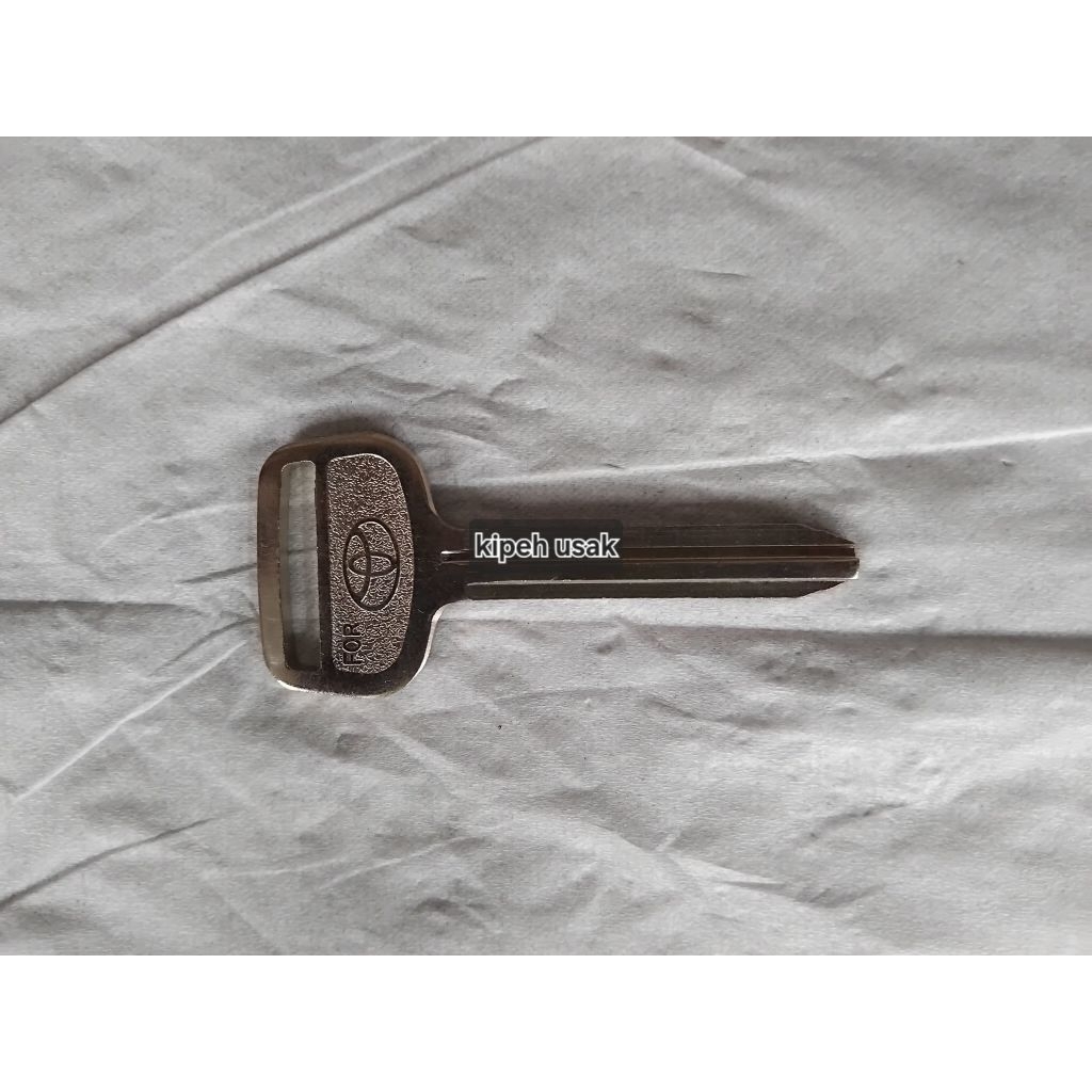 bahan kunci duplikat mobil*TOYOTA*