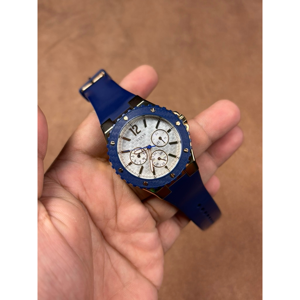 JAM TANGAN WANITA GUESS QUARTZ W0149L5 MULTIFUNGSI ORIGINAL