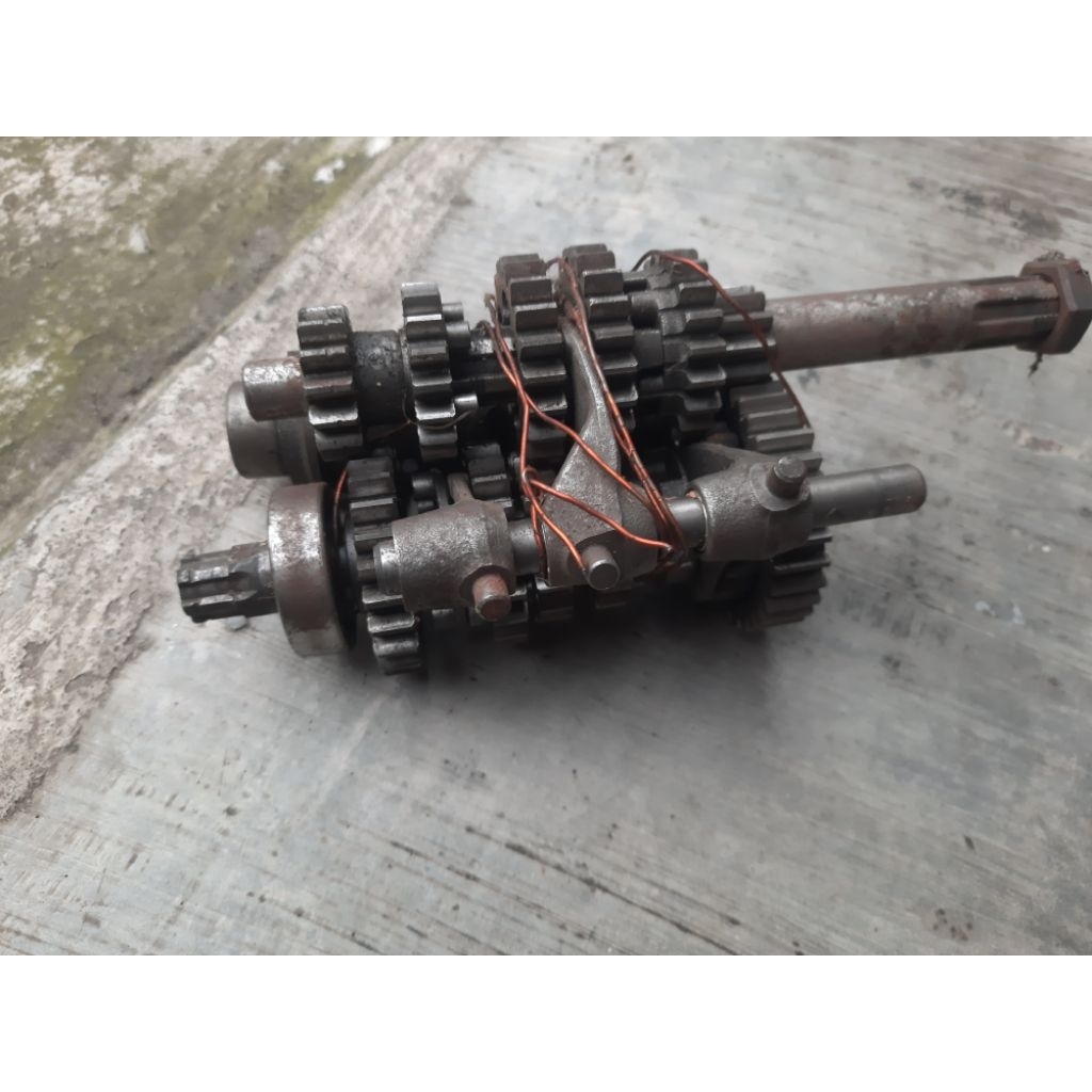 gigi rasio satria 2 tak 6 speed