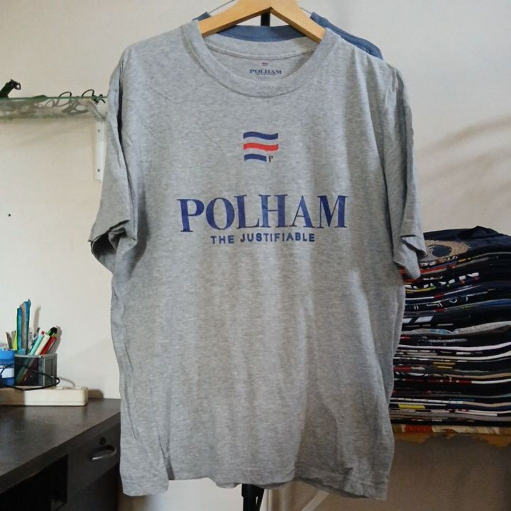 Kaos katun warna abu kerah kencang POLHAM second size XL ld 116cm Pjg 70cm mulus no minus