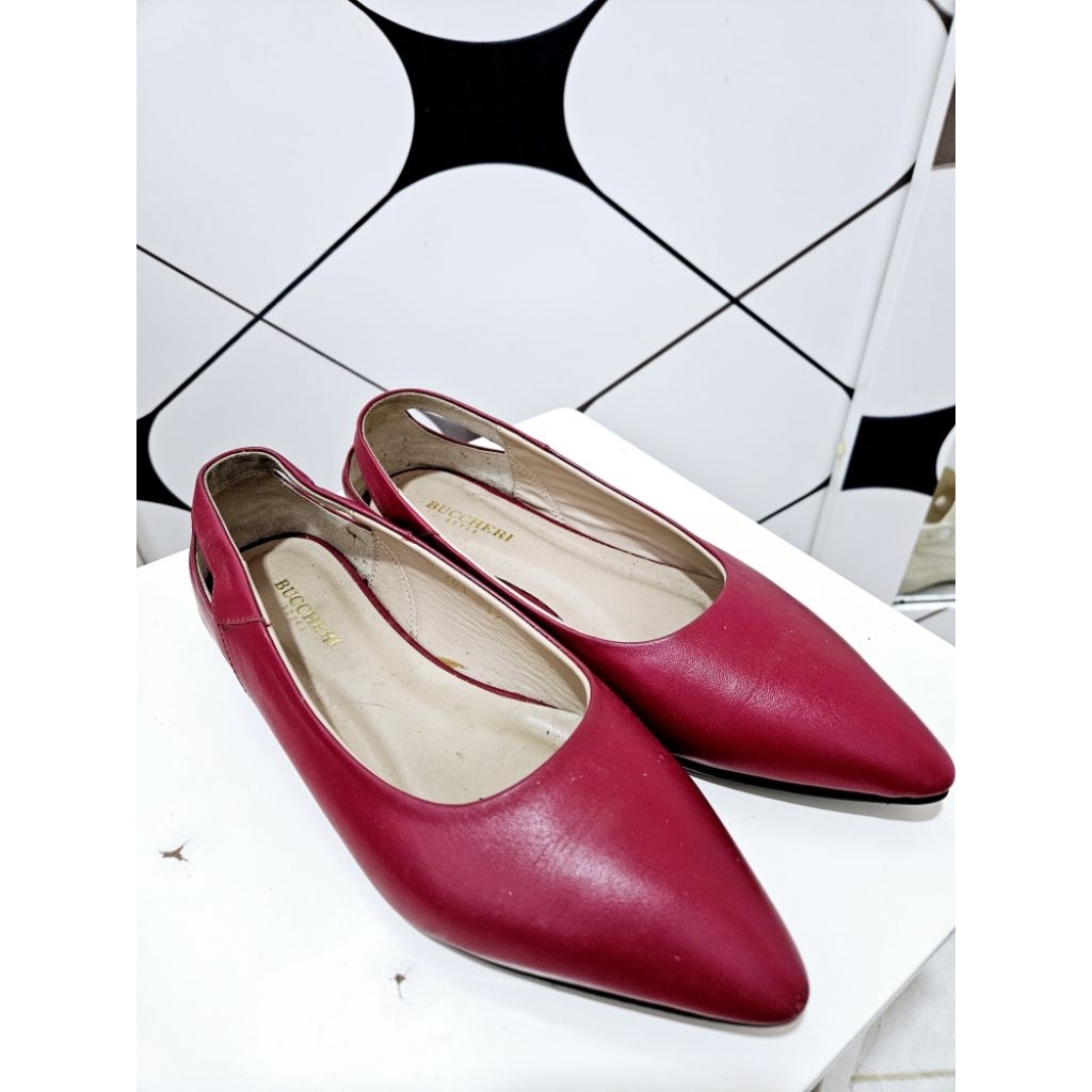 PRELOVED FLAT SHOES BUCCHERI / FLAT SHOES KERJA / FLAT SHOES NGAMPUS / FLAT SHOES INTERVIEW / SEPATU
