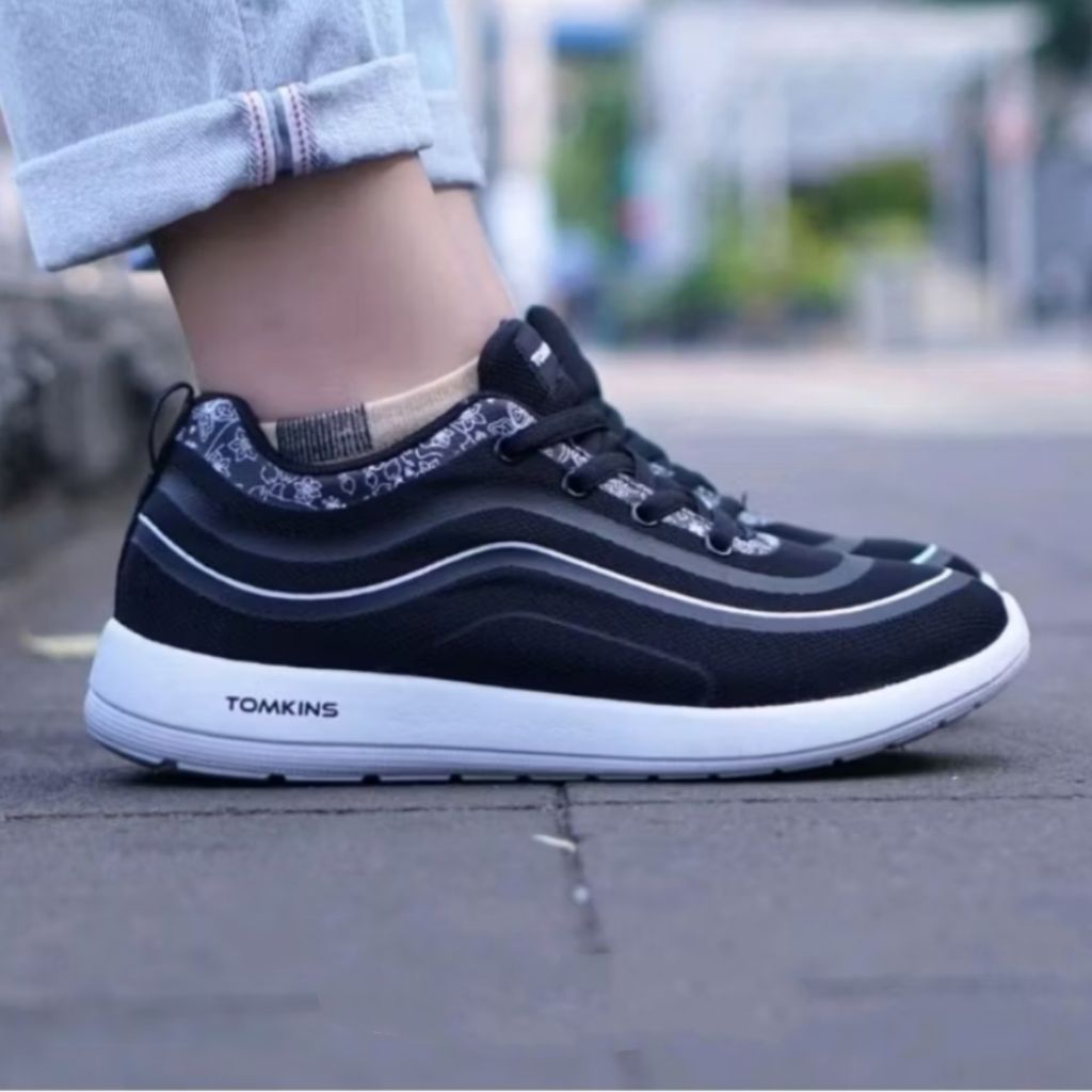 Tomkins Licorice sepatu sekolah Tomkins Remaja wanita Original branded