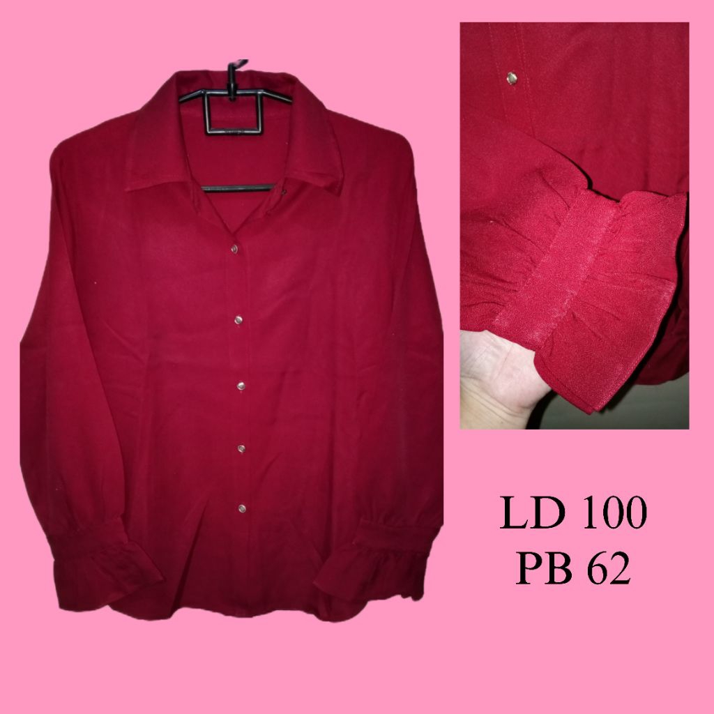 kemeja merah maroon
