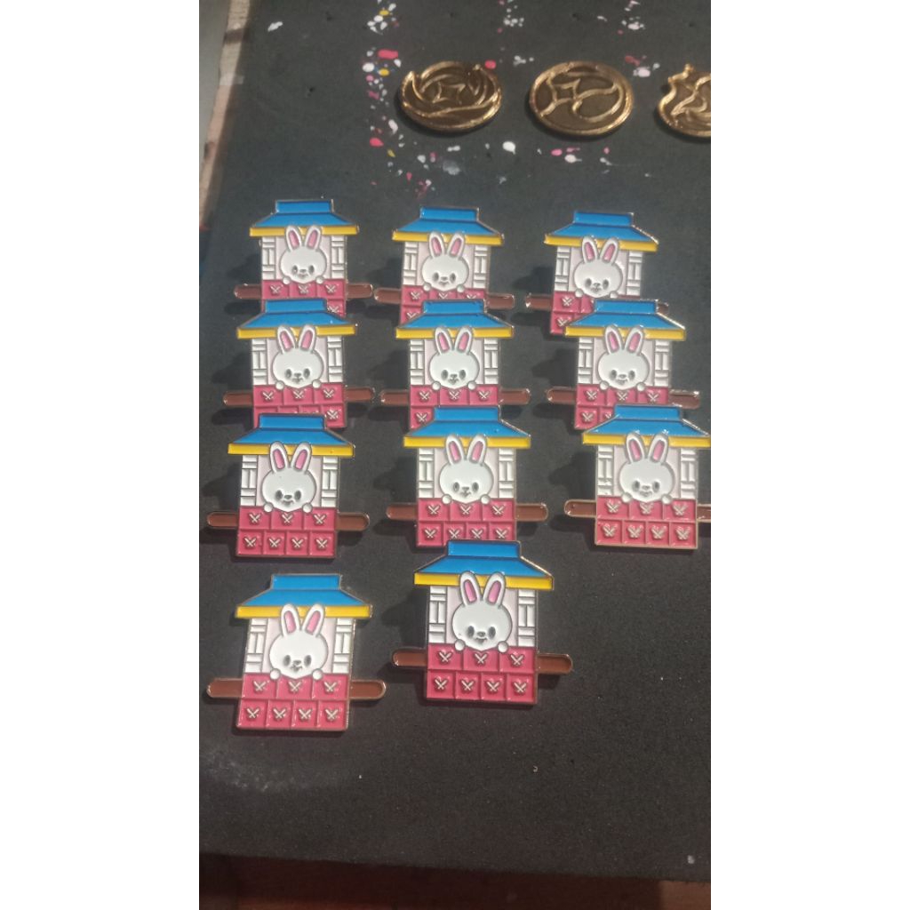 pin enamel custom pleting gold