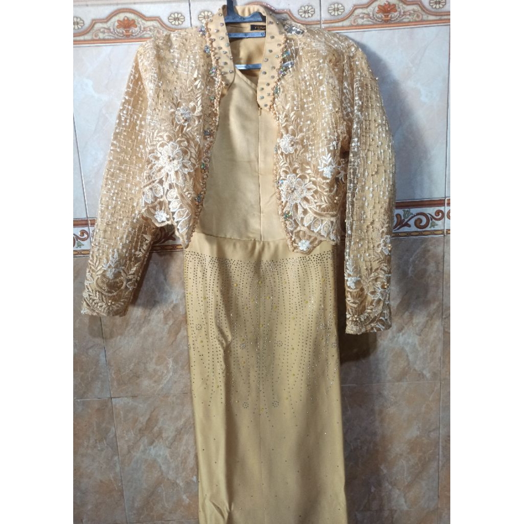 Cuci Gudang Gamis warna gold rompi brokat berpayet cuci gudang