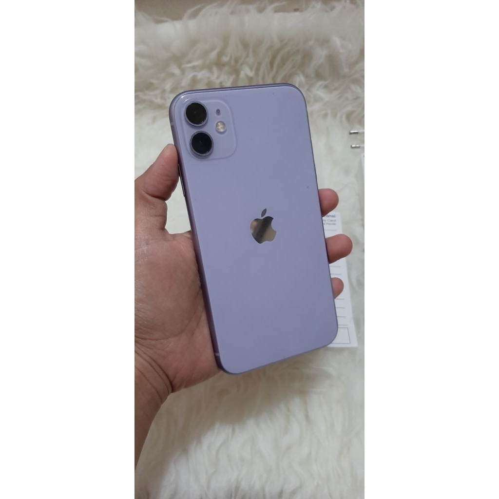 {Second} IPHONE 11 Purple ex ibox 64gb