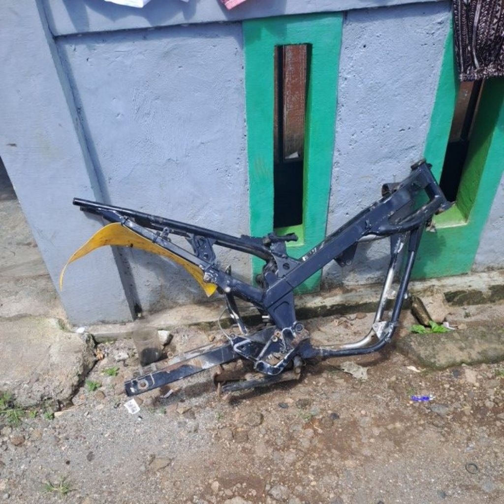 rangka set mesin ninja kiss