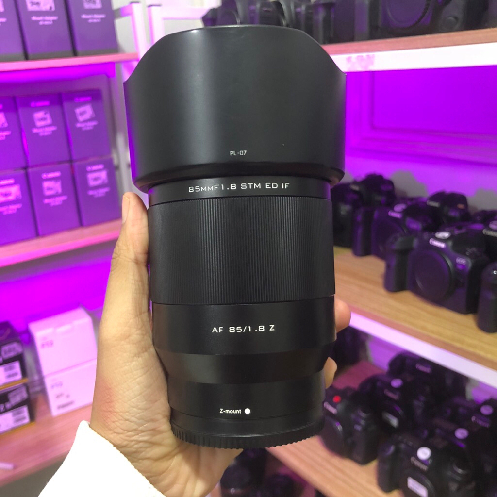 lensa 85mm f1.8 viltrox for nikon Z fullsetbox