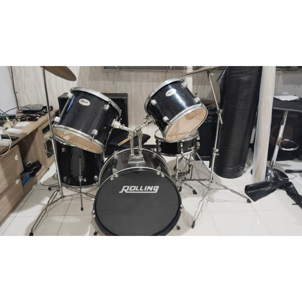 DRUM ROLLING
