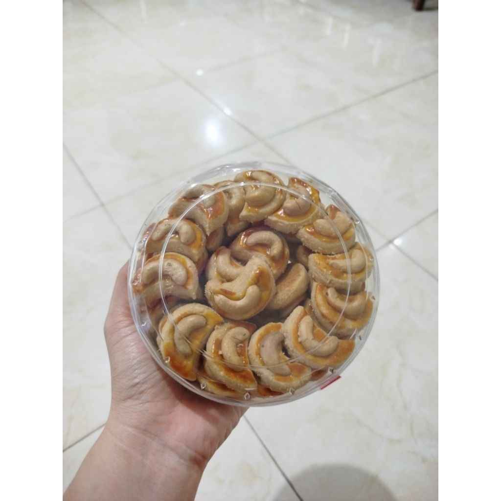 kue kacang mede / kue kacang / kue kering pontianak / hampers natal