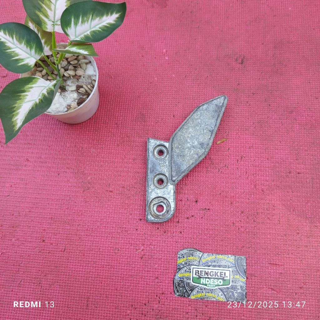 Footstep kiri yamaha vixion old ori seken