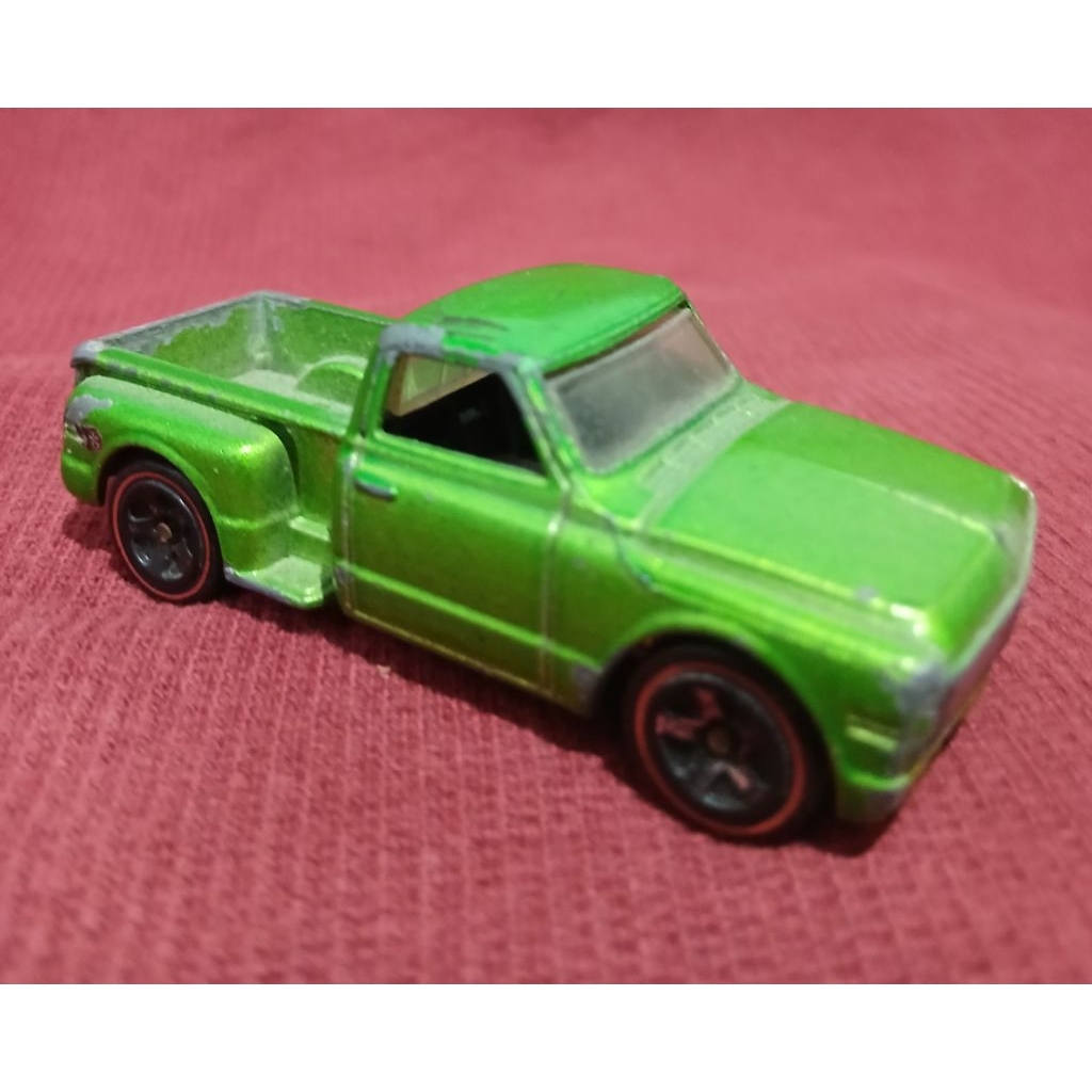 Hotwheels REDLINE 69 CUSTOM CHEVY