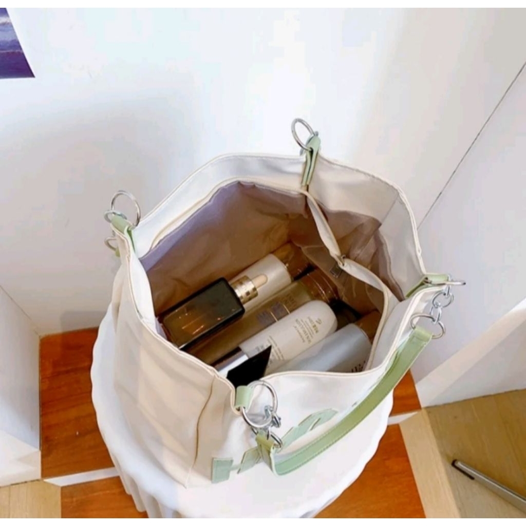 Tas Selempang/ Totebag Wanita Jumbo