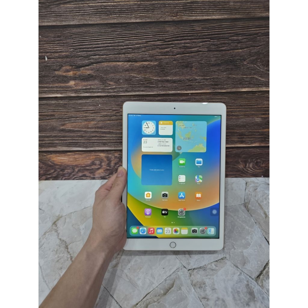 APPLE IPAD 8 32GB WIFI ONLY EX GARANSI RESMI INDONESIA