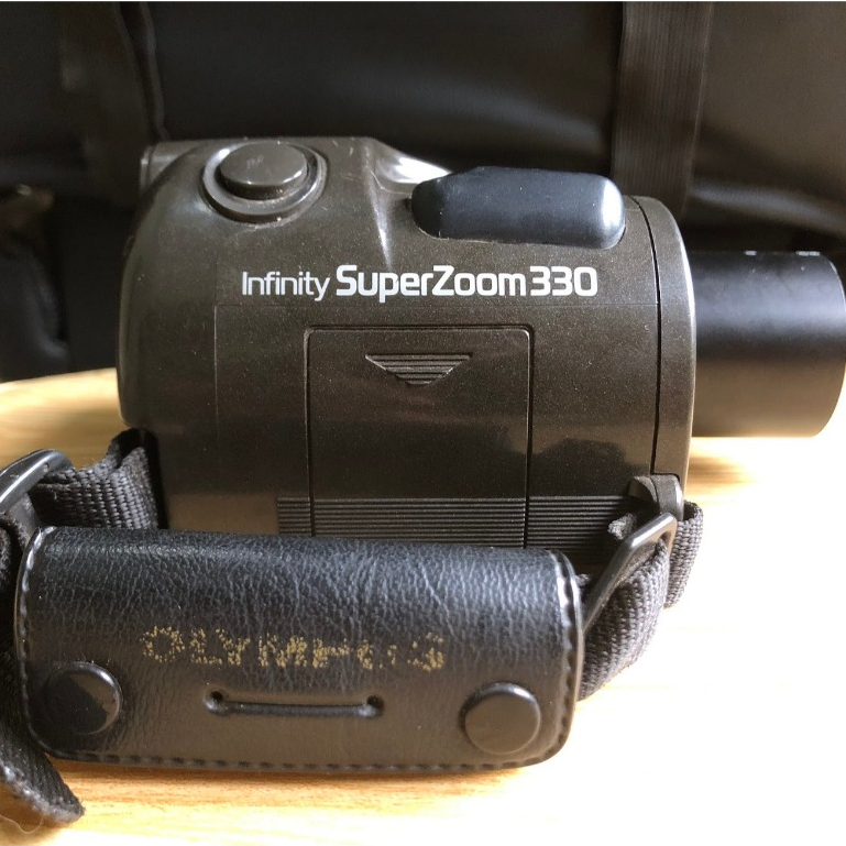 Kamera Analog Olympus Infinity SuperZoom 330