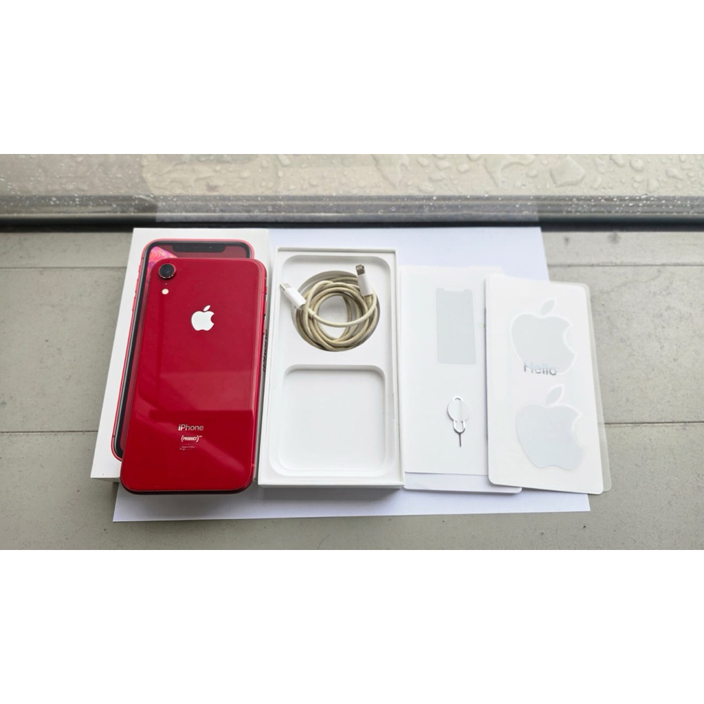 iphone XR 128GB red second