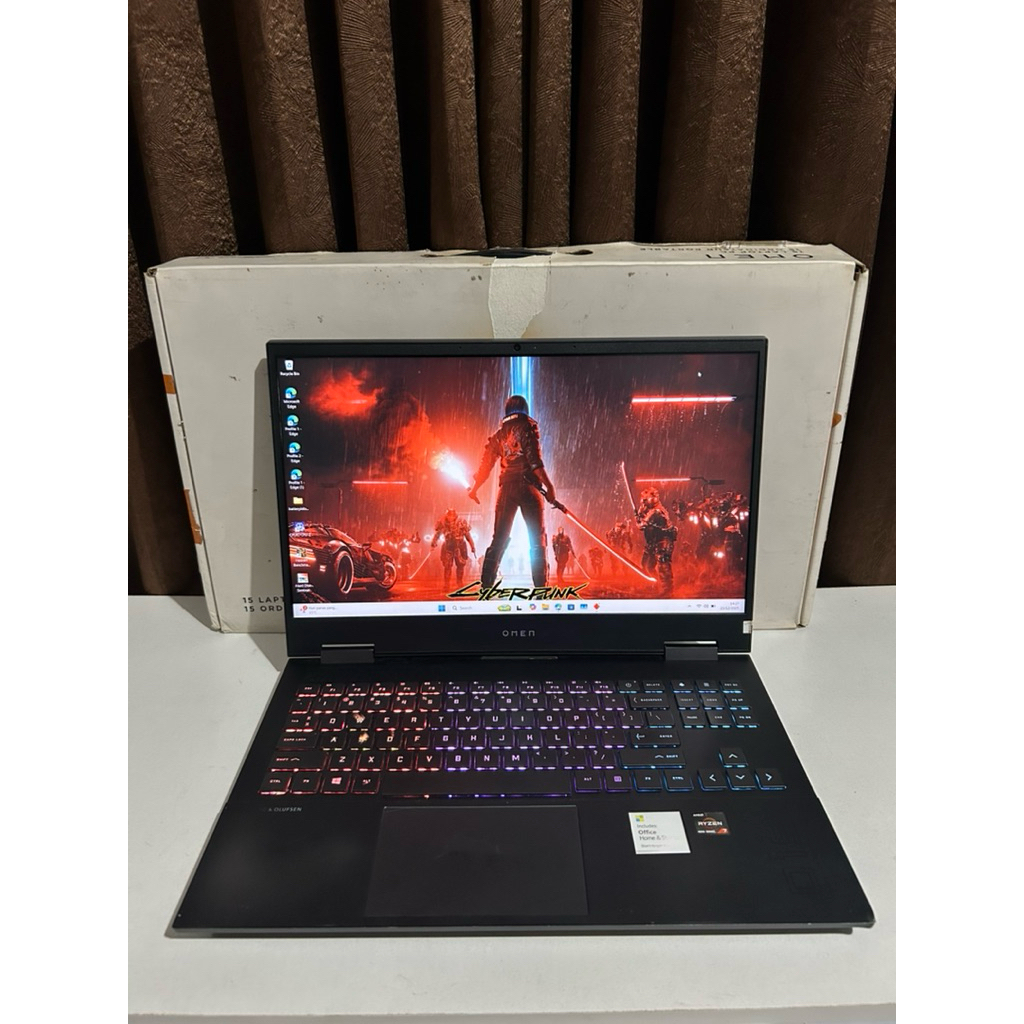 Laptop Gaming Powerfull HP Omen 15-en0xxx Ryzen 7 8gb/512gb Nvidia RTX 2060 6GB FULLSET TERMURAH