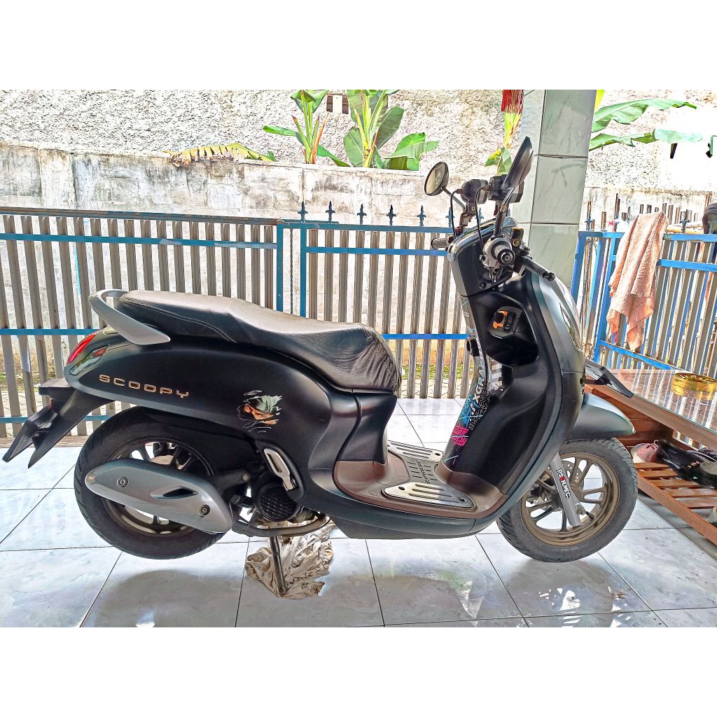 Honda Scoopy Prestige Black 2024