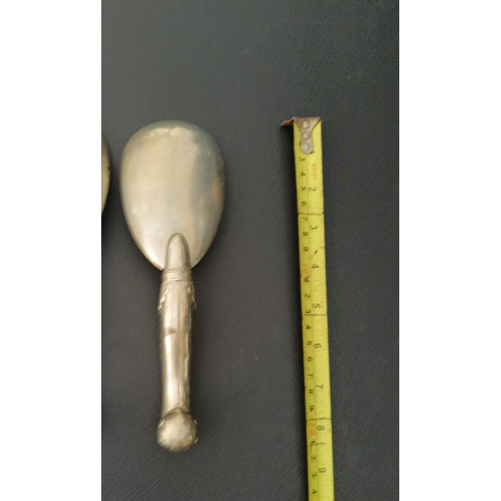 Centong nasi tebal kuno alpaka