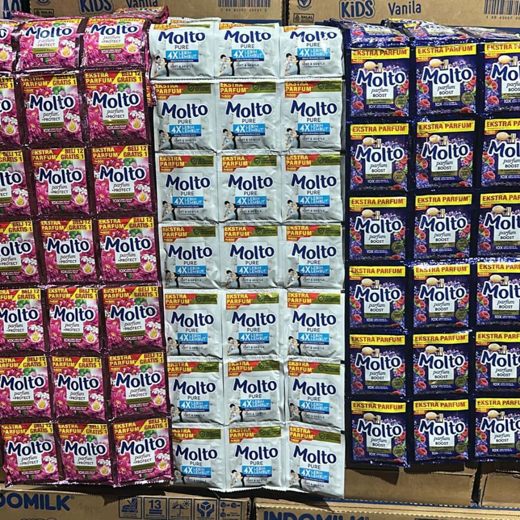 MOLTO SACHET 1 KARTON 32 RENTENG