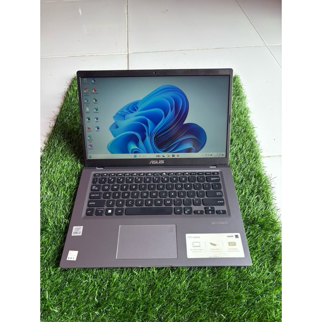 Asus A416J vivobook 14 core i3 generasi 10/ ram 8Gb/ Ssd 256 gb