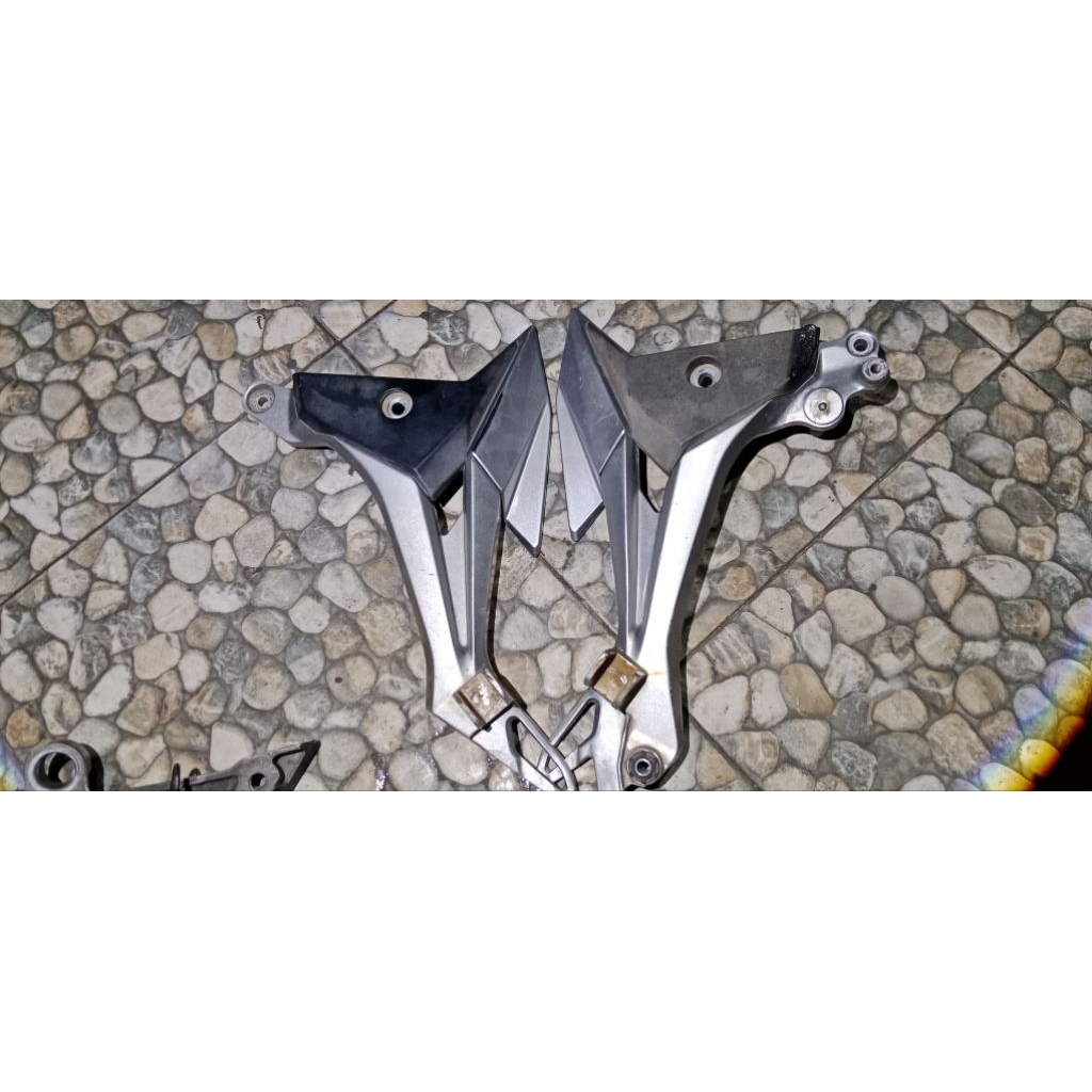 footstep belakang supra x 125fi