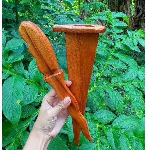 KERIS MAINAN - KERIS KAYU - KERIS PERAGA SENI - KERIS KAYU MAINAN - KERIS KOLEKSI - KERIS SOLO - KER