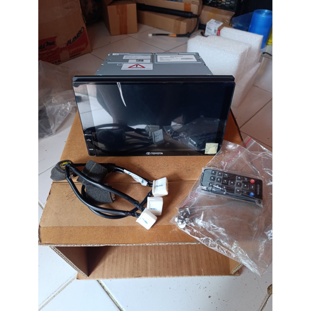 Head Unit Mobil Toyota Alphard original