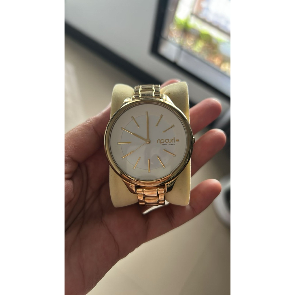 ripcurl watch gold