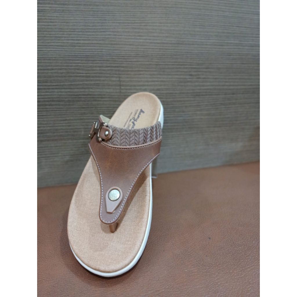 Sandal Wanita Dewasa Homyped Jasmine Luna N41 Coklat