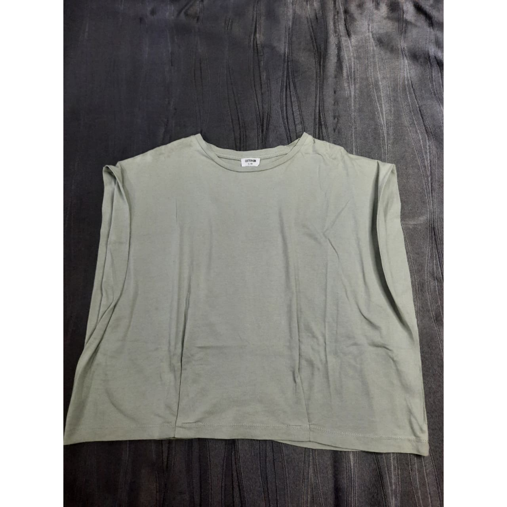 Kaos Sage kaos strong shoulders blouse kaos sage kaos modern atasan modern