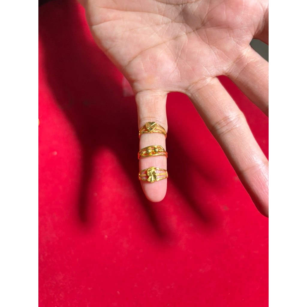 cincin anak 0.5gram emas kadar 420 ( 10 karat )