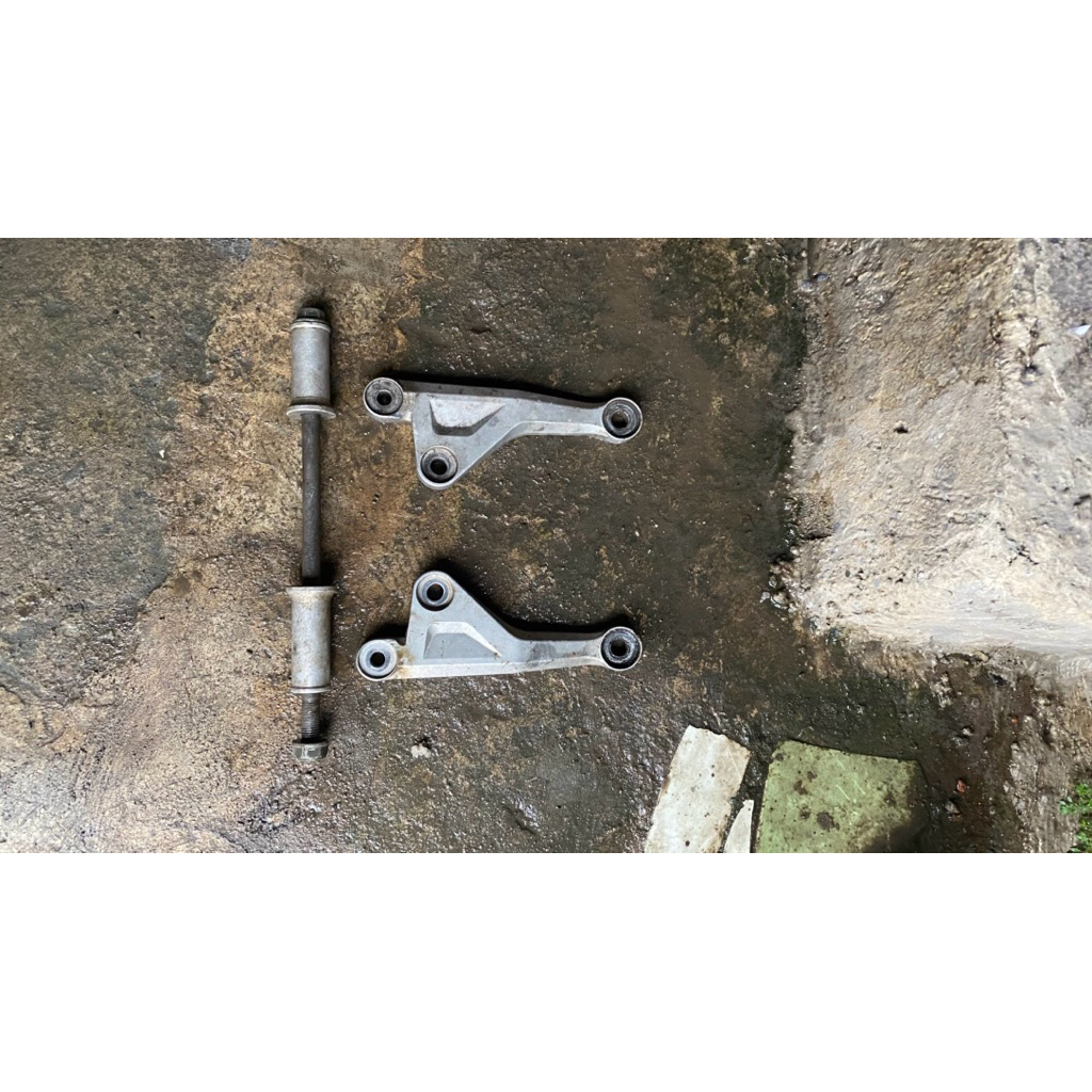 Braket Mesin CB150R K56 Ori