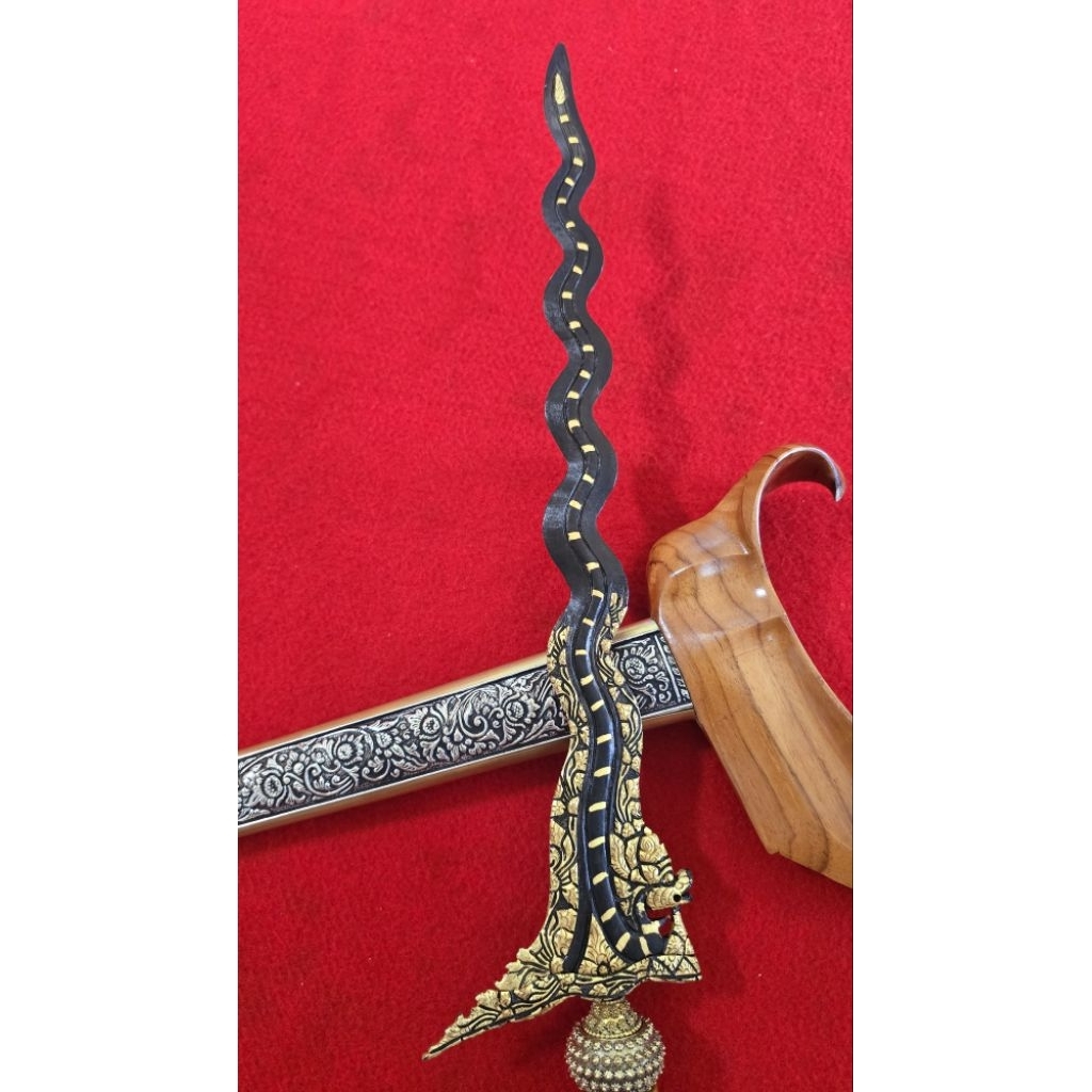 keris nogo weling kinatah