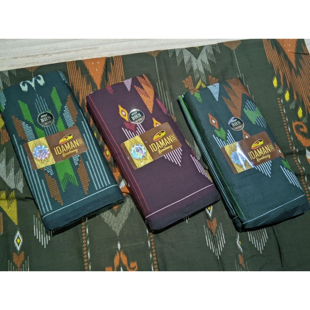 Sarung Atlas Idaman Kembang 555 Grosir 10 Pcs Sarung ATLAS Idaman 555 Kembang
