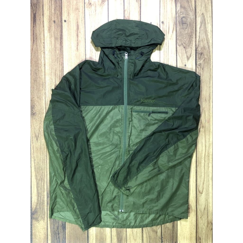 Jacket Gunung/Jacket Running Marmot