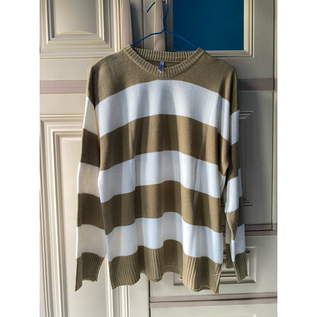 preloved sweater rajut nigoo