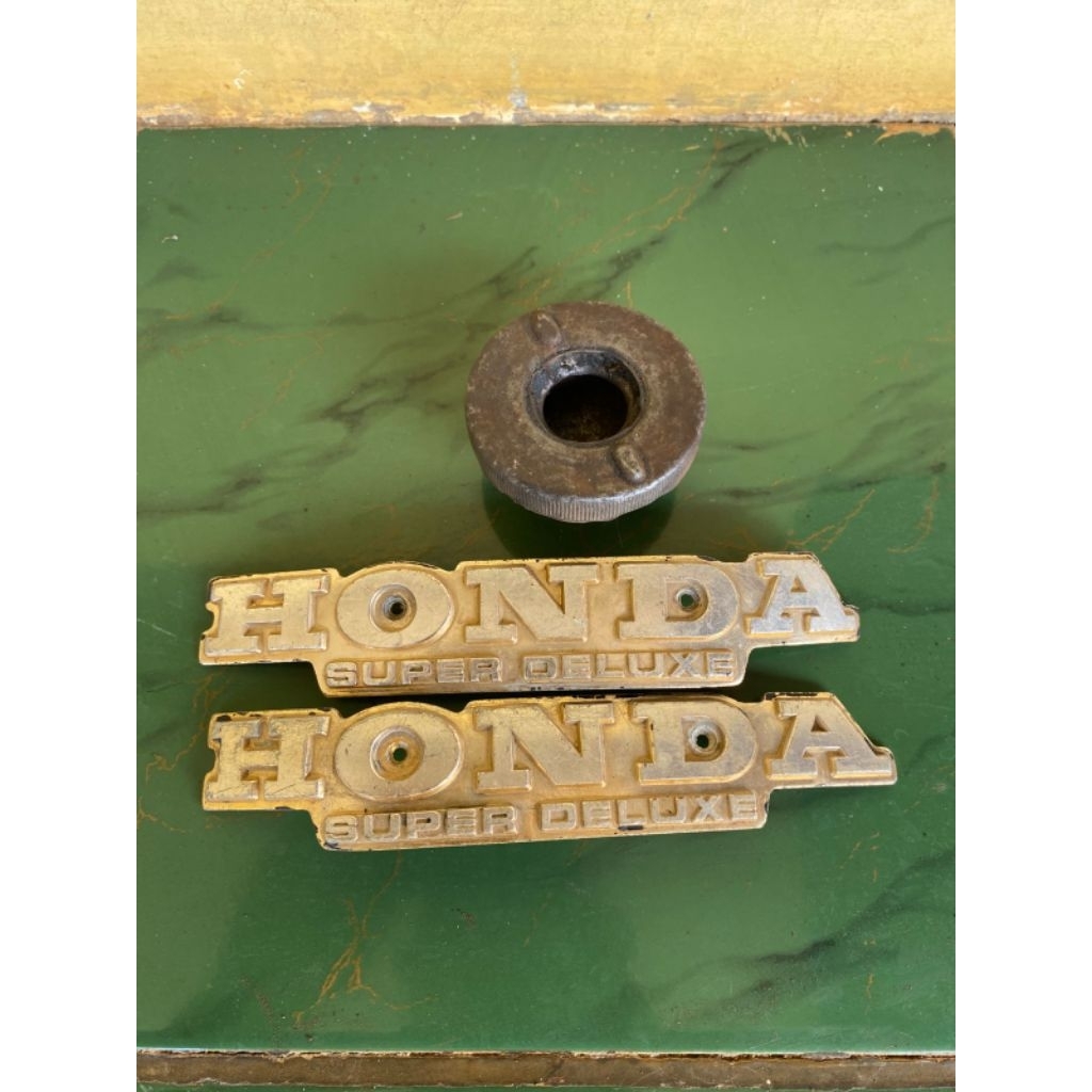 emblem & tutup ori copotan gl 100