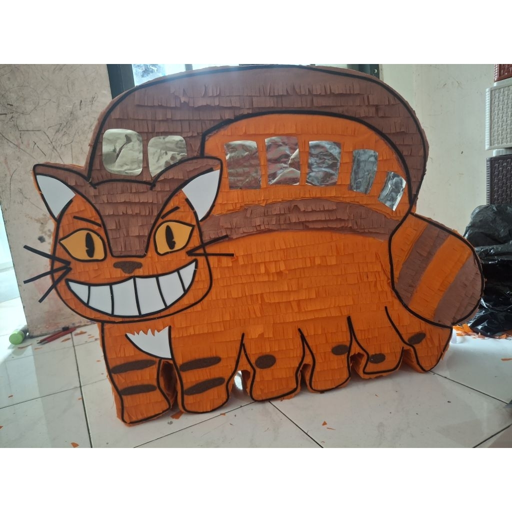 pinata catbus totoro