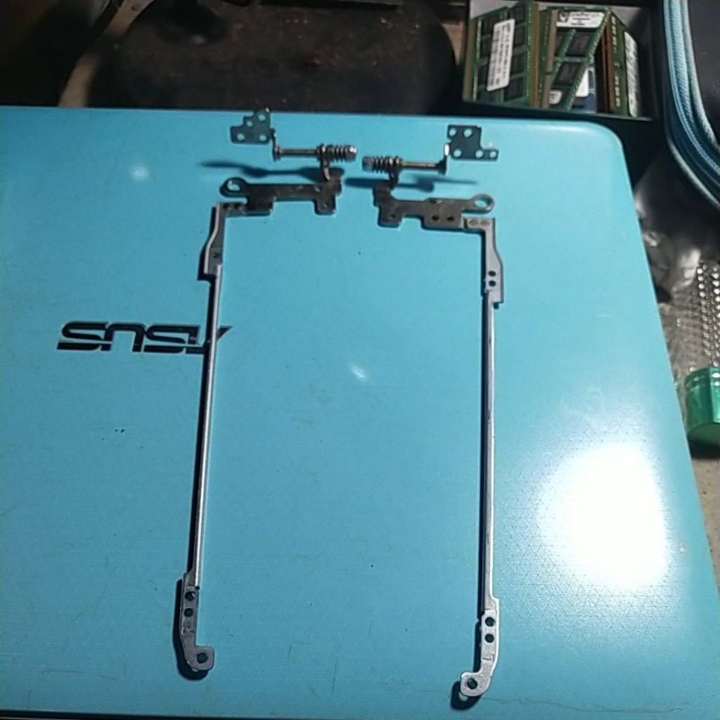 engsel axioo mybook 11