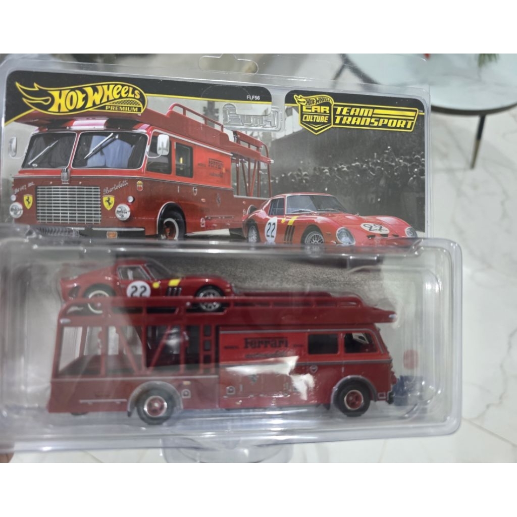 Ferrari 250 GT & Fiat 642 RNR Bartoletti 2025 Hot Wheels Team Transport Car Culture