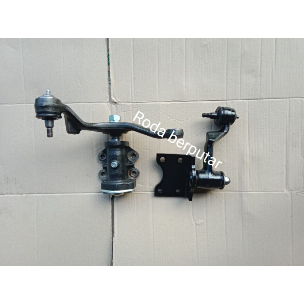 BELL CRANK IDLE IDLER HOUSING STEER ARM KANAN MITSUBISHI L300 DIESEL ASLI ORIGINAL