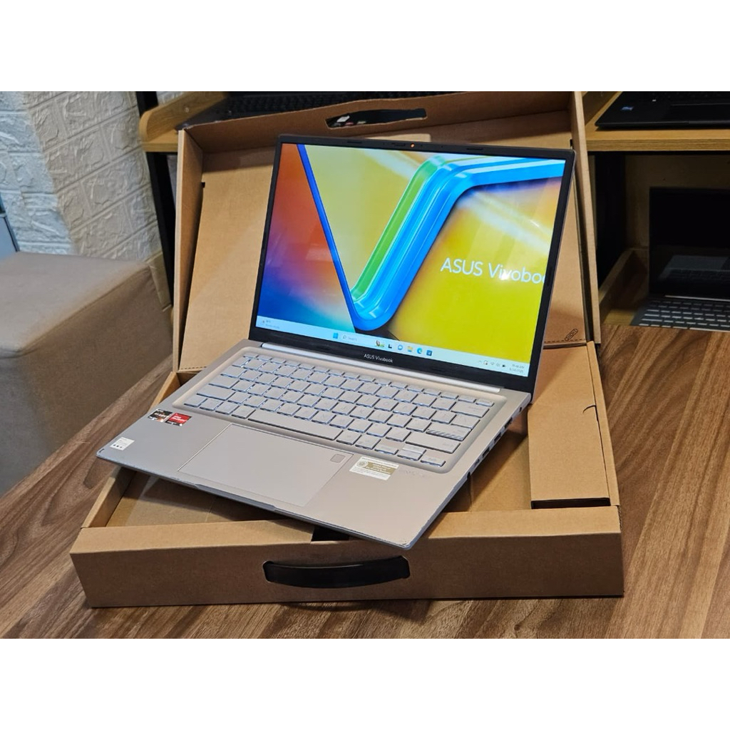 Laptop Asus vivobook Go 14 E1404FA second like new